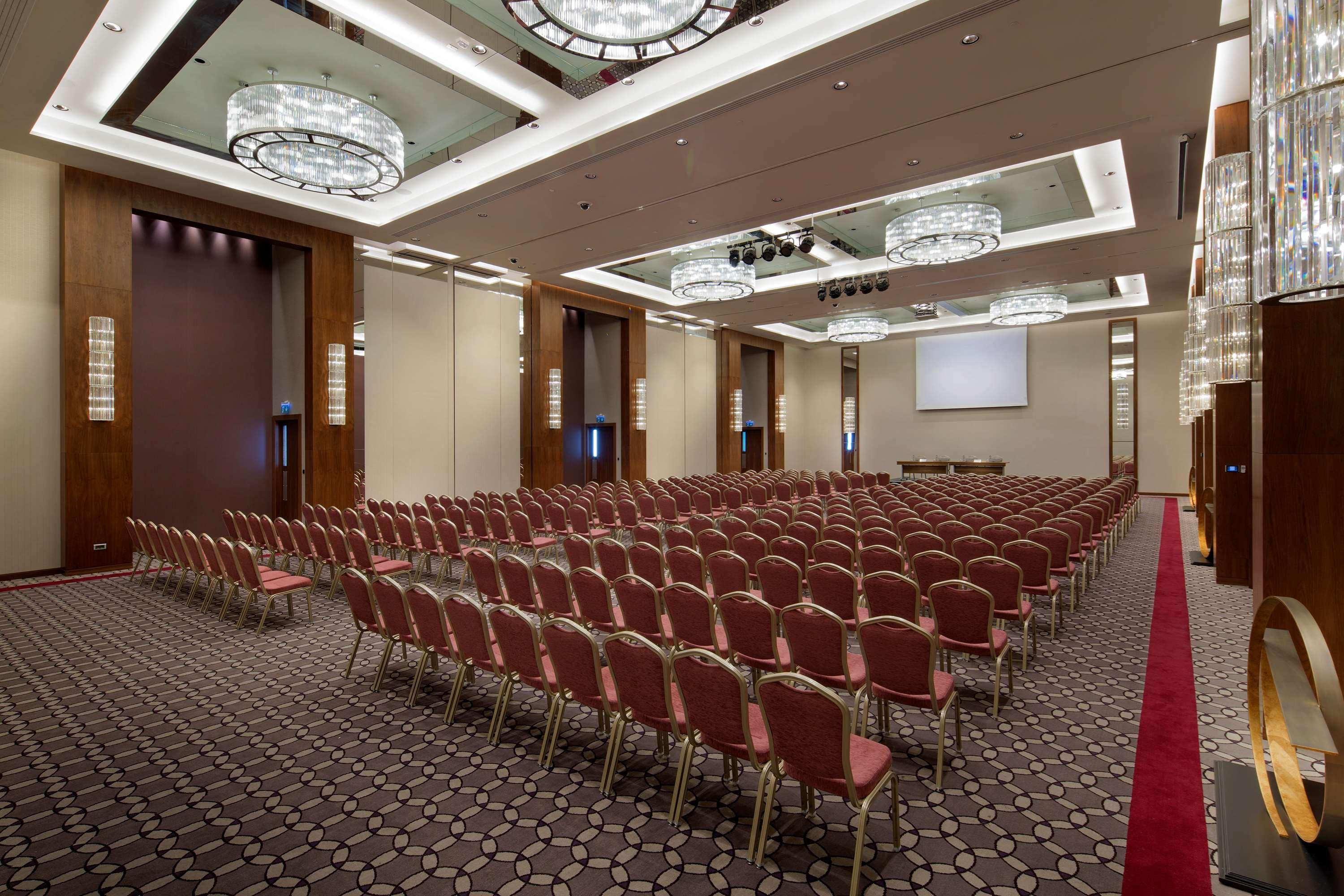 ホテル ヒルトン バトゥミ バトゥーミ エクステリア 写真 The Grand Ballroom