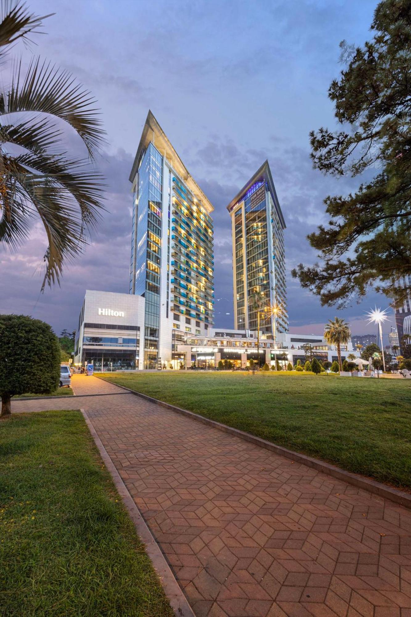 ホテル ヒルトン バトゥミ バトゥーミ エクステリア 写真 Hilton İzmir
